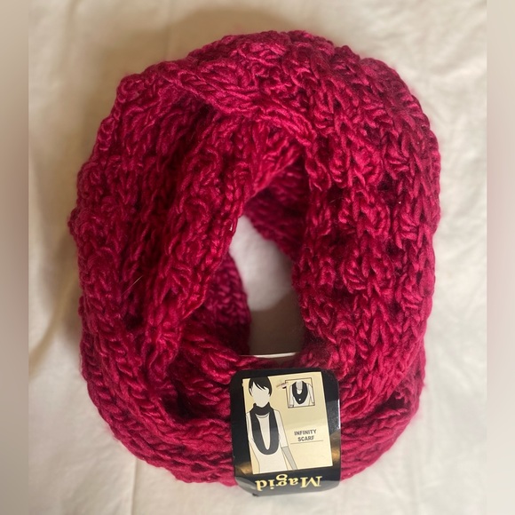 NWT Magid Hot Pink Infinity Scarf Size OS Women Men Kids Unisex - Picture 3 of 4